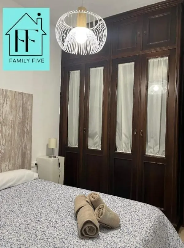 Apartamento Family Five Córdoba España